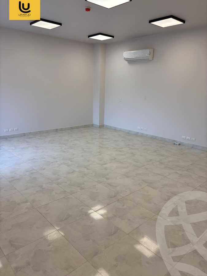 https://aqarmap.com.eg/ar/listing/5857151-for-rent-cairo-new-cairo-compounds-the-square