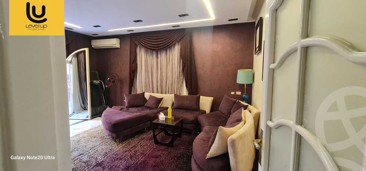 https://aqarmap.com.eg/ar/listing/5857676-for-sale-cairo-new-cairo-first-settlement-neighbourhood-10-el-shaheed-abdul-fattah-ahmed-st