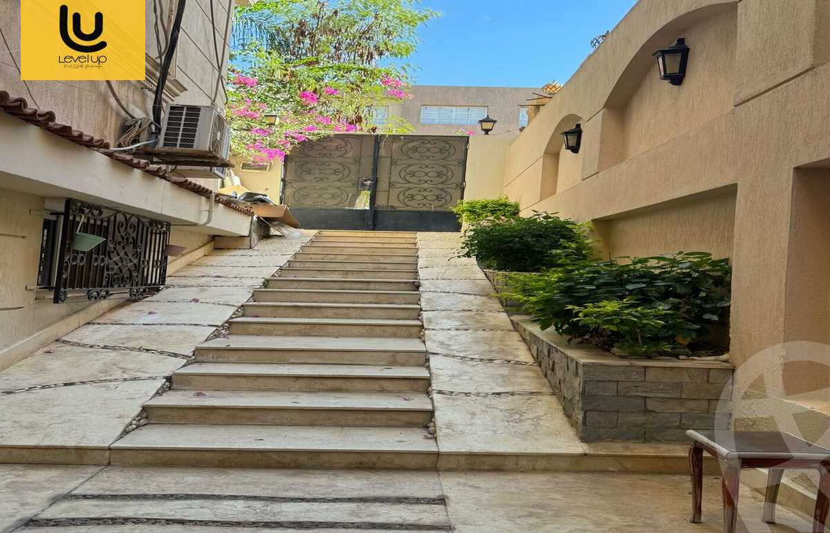 https://aqarmap.com.eg/ar/listing/5873184-for-sale-cairo-new-cairo-el-ahyaa-first-neighborhood-street-1