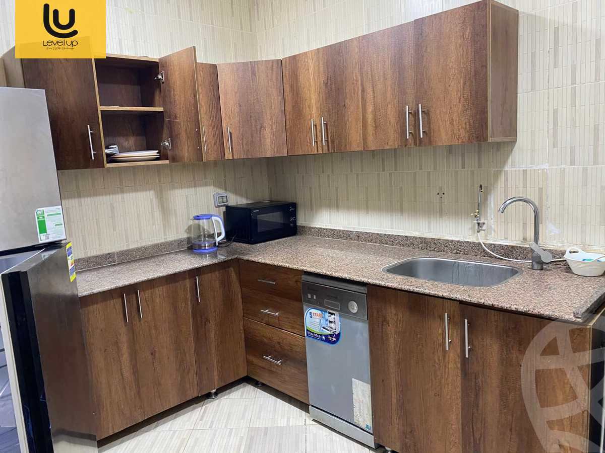 https://aqarmap.com.eg/en/listing/5919664-for-rent-cairo-new-cairo-lrhb-city-phase-5-ibn-al-nafees-st