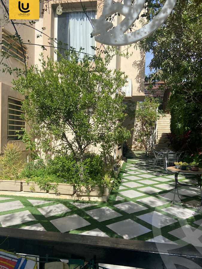 https://aqarmap.com.eg/en/listing/5924525-for-sale-cairo-new-cairo-compounds-lakeview-residence