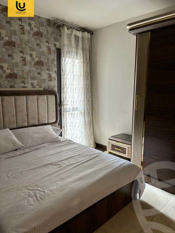 https://aqarmap.com.eg/ar/listing/5931505-for-rent-cairo-6th-of-october-compounds