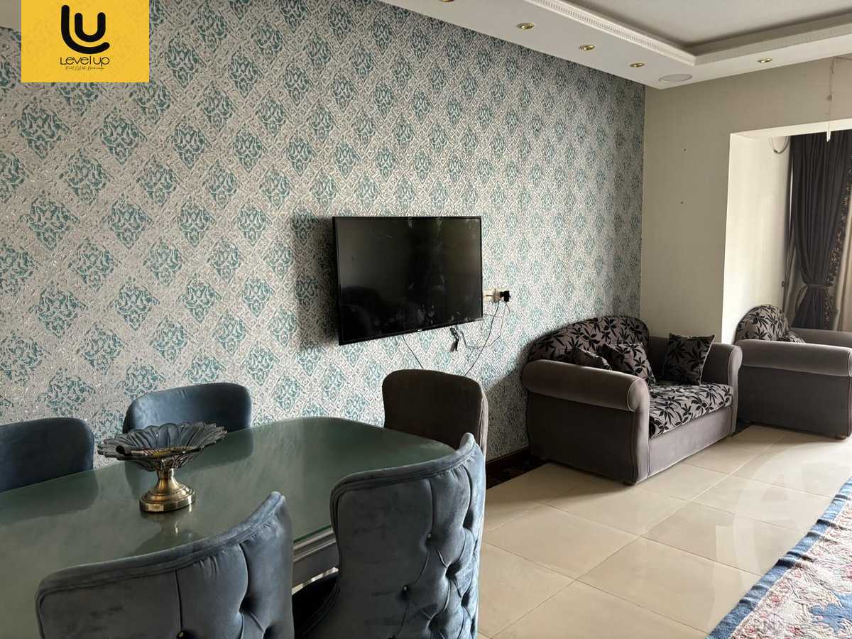 https://aqarmap.com.eg/ar/listing/5931505-for-rent-cairo-6th-of-october-compounds