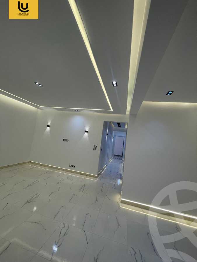 https://aqarmap.com.eg/en/listing/5980740-for-rent-cairo-new-cairo-compounds-hyde-park-centre-ville-hyde-park
