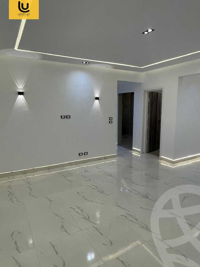 https://aqarmap.com.eg/en/listing/5980740-for-rent-cairo-new-cairo-compounds-hyde-park-centre-ville-hyde-park