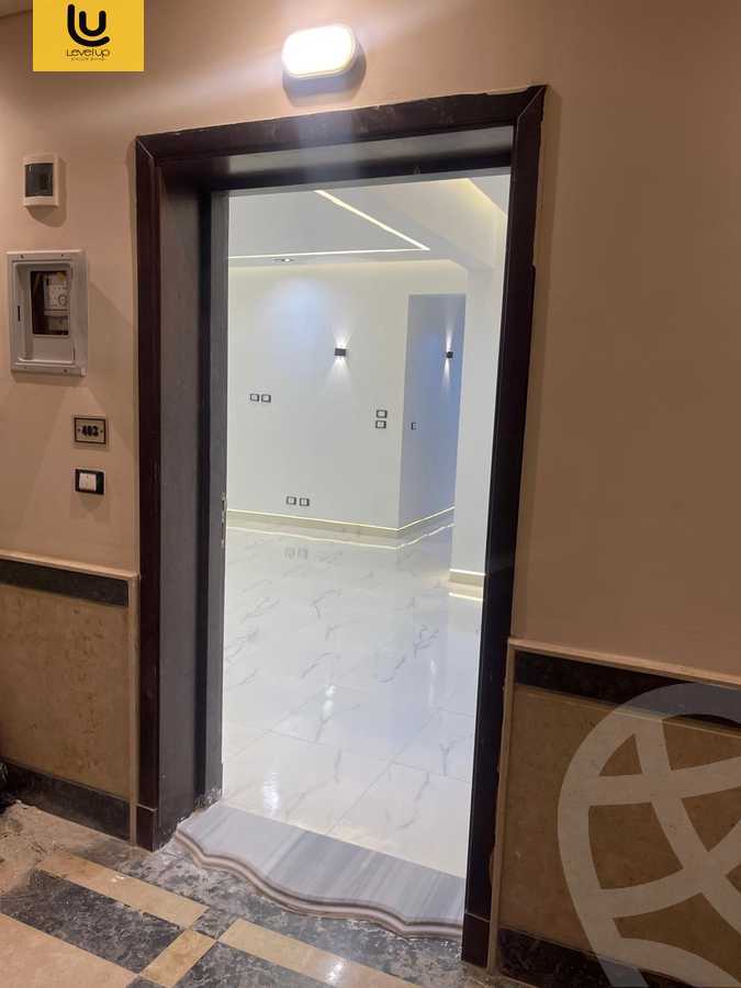 https://aqarmap.com.eg/en/listing/5980740-for-rent-cairo-new-cairo-compounds-hyde-park-centre-ville-hyde-park