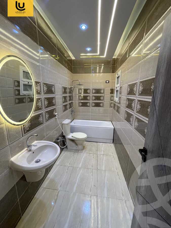 https://aqarmap.com.eg/en/listing/5980740-for-rent-cairo-new-cairo-compounds-hyde-park-centre-ville-hyde-park