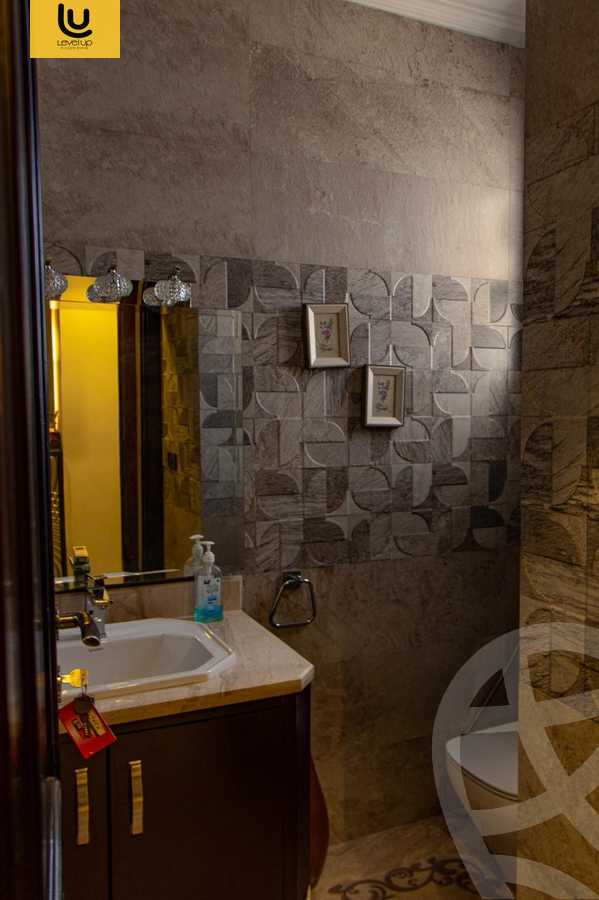 https://aqarmap.com.eg/en/listing/5981092-for-sale-cairo-el-sheikh-zayed-city-compounds-beverly-hills