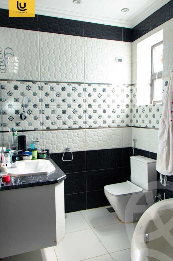 https://aqarmap.com.eg/en/listing/5981092-for-sale-cairo-el-sheikh-zayed-city-compounds-beverly-hills