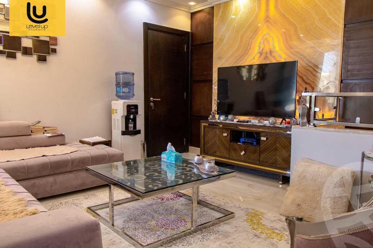 https://aqarmap.com.eg/en/listing/5981092-for-sale-cairo-el-sheikh-zayed-city-compounds-beverly-hills