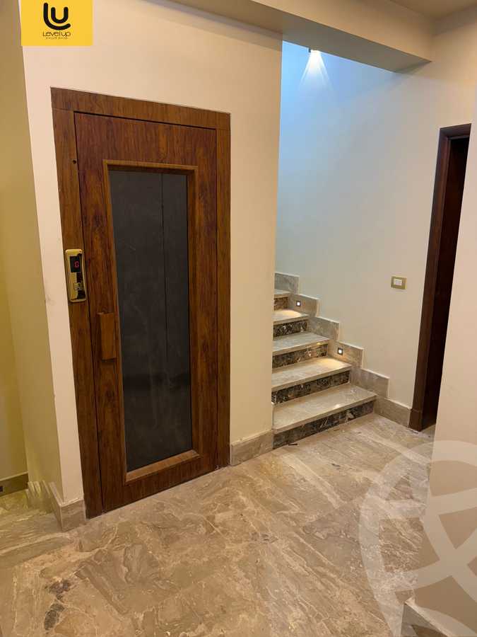 https://aqarmap.com.eg/en/listing/6017324-for-sale-cairo-new-cairo-compounds-el-patio-oro