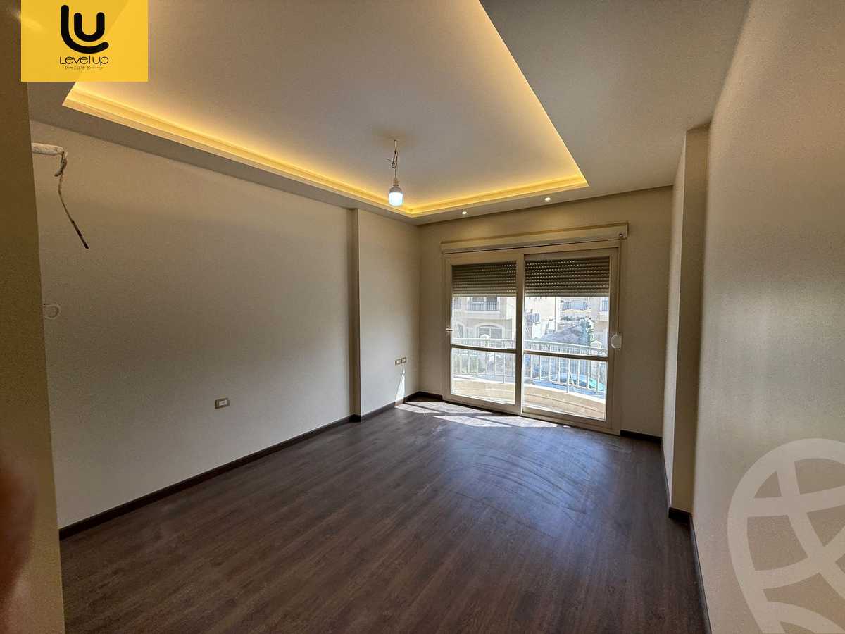 https://aqarmap.com.eg/en/listing/6017324-for-sale-cairo-new-cairo-compounds-el-patio-oro