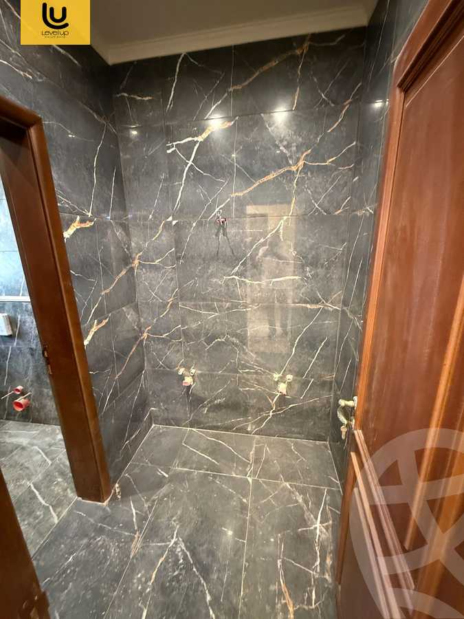 https://aqarmap.com.eg/en/listing/6017324-for-sale-cairo-new-cairo-compounds-el-patio-oro