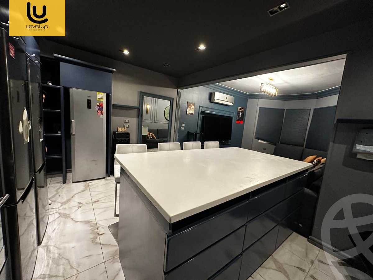 https://aqarmap.com.eg/ar/listing/6017618-for-sale-cairo-new-cairo-compounds-mountain-view-hyde-park