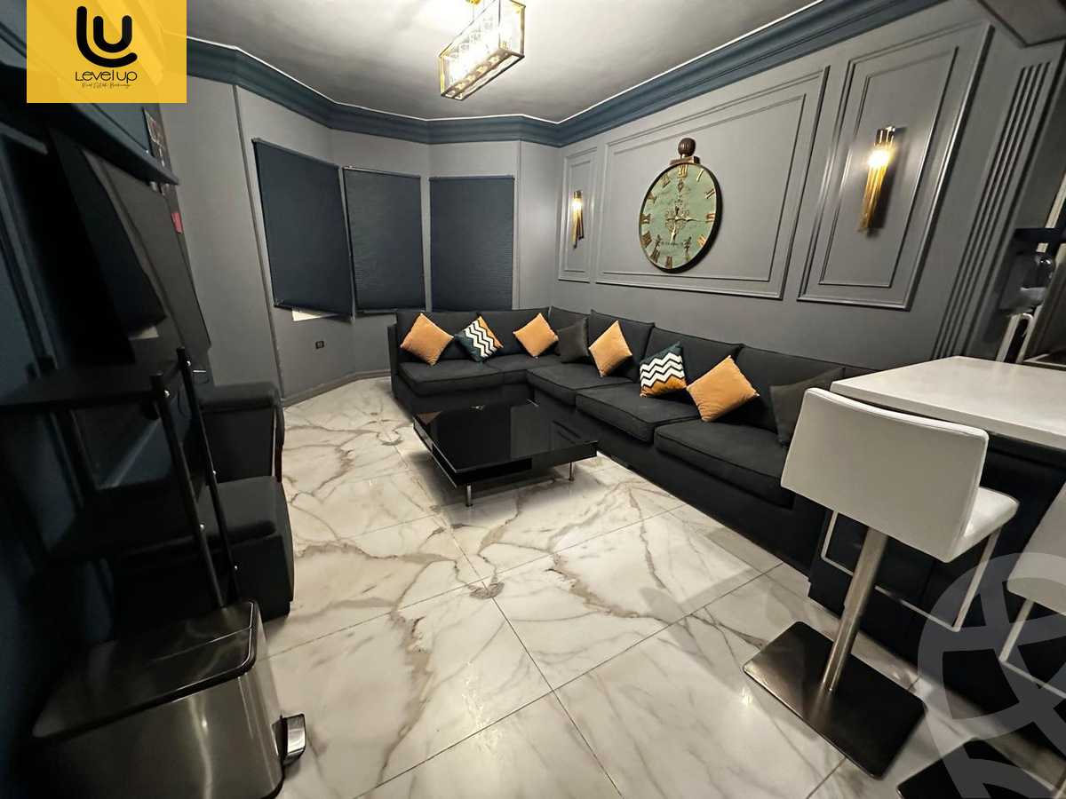 https://aqarmap.com.eg/ar/listing/6017618-for-sale-cairo-new-cairo-compounds-mountain-view-hyde-park
