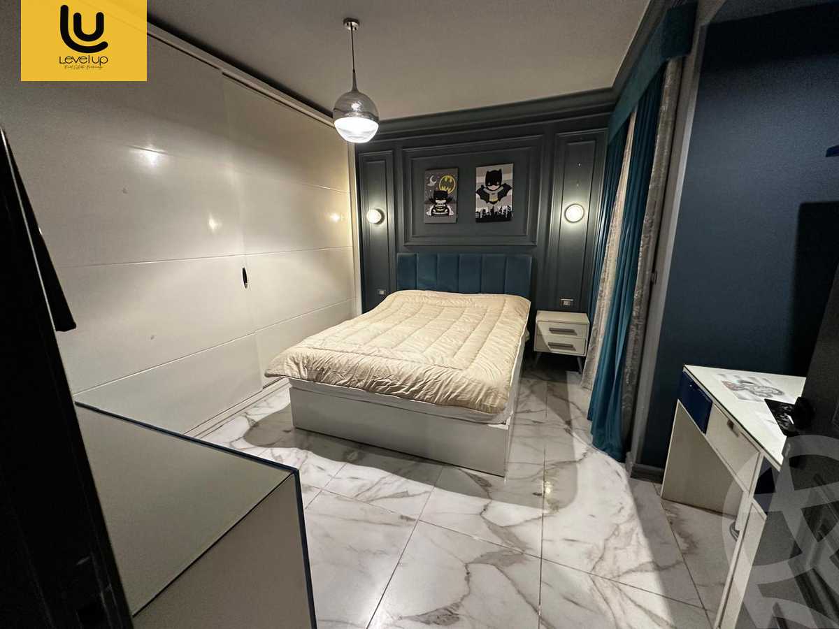 https://aqarmap.com.eg/ar/listing/6017618-for-sale-cairo-new-cairo-compounds-mountain-view-hyde-park