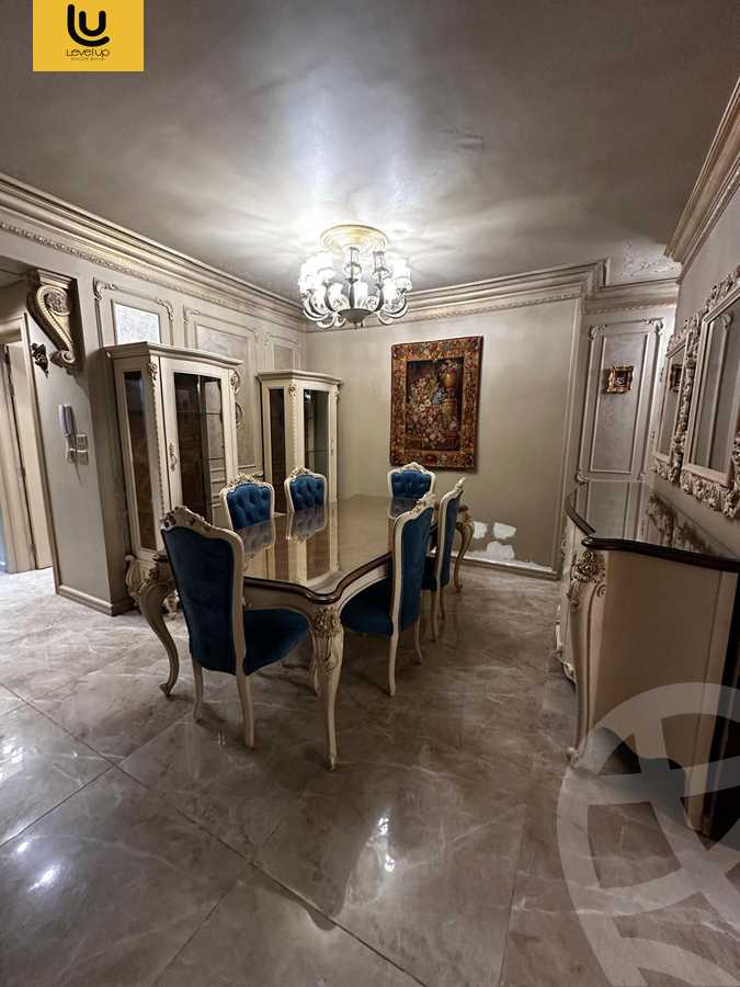 https://aqarmap.com.eg/ar/listing/6017618-for-sale-cairo-new-cairo-compounds-mountain-view-hyde-park