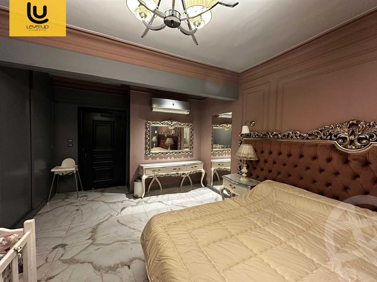 https://aqarmap.com.eg/ar/listing/6017618-for-sale-cairo-new-cairo-compounds-mountain-view-hyde-park