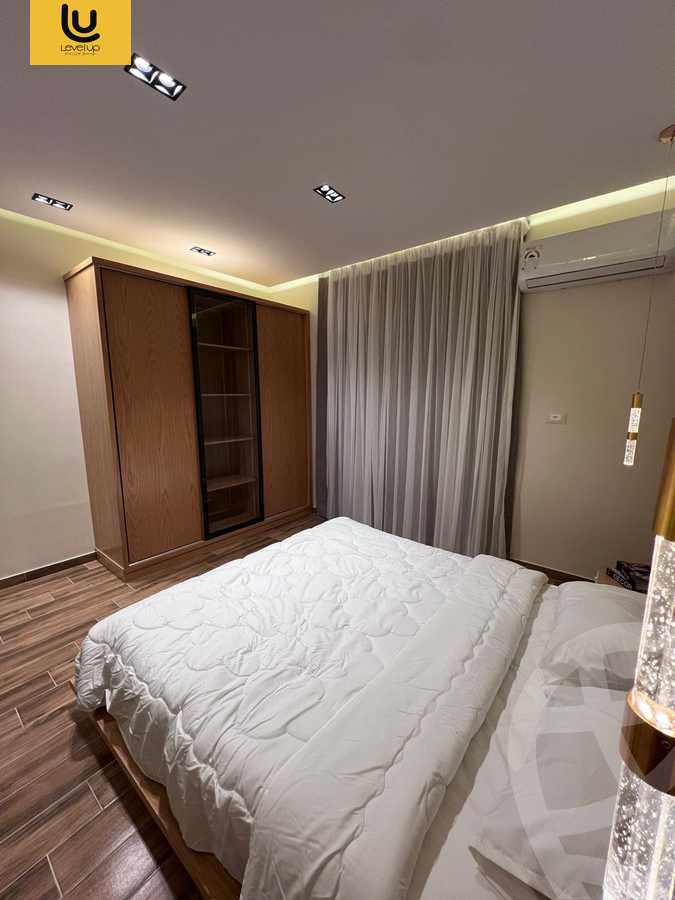 https://aqarmap.com.eg/en/listing/6021263-for-rent-cairo-new-cairo-lrhb-city-phase-1-nizar-kabani-st