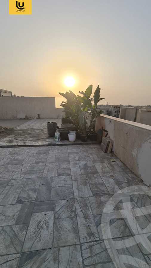https://aqarmap.com.eg/en/listing/6046538-for-sale-cairo-new-cairo-compounds-moon-valley