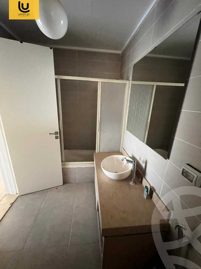 https://aqarmap.com.eg/en/listing/6046637-for-sale-cairo-new-cairo-compounds-kmbwnd-fyldj-jyt-blm-hylz