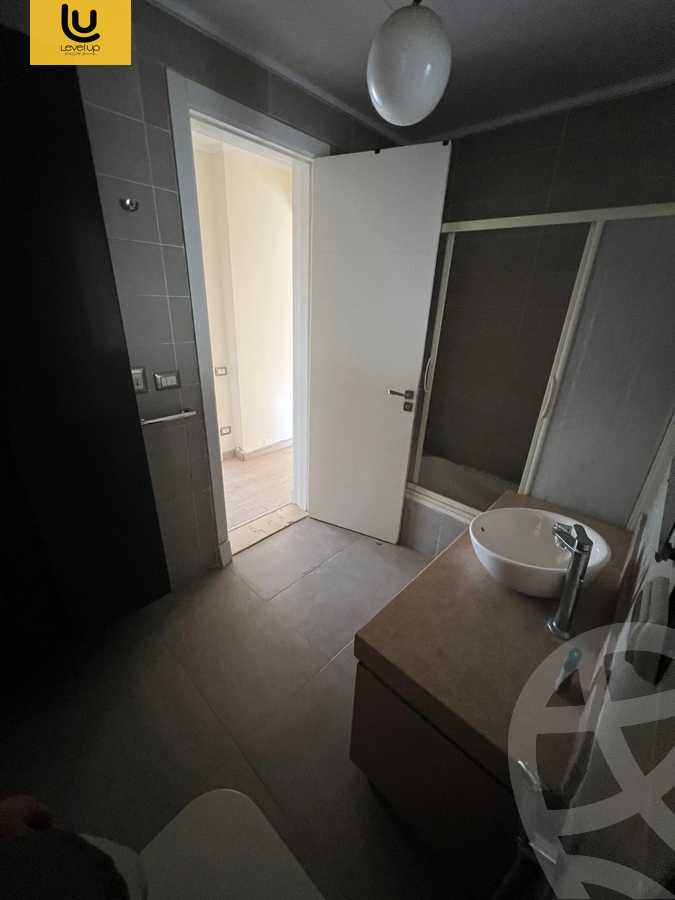 https://aqarmap.com.eg/en/listing/6046637-for-sale-cairo-new-cairo-compounds-kmbwnd-fyldj-jyt-blm-hylz