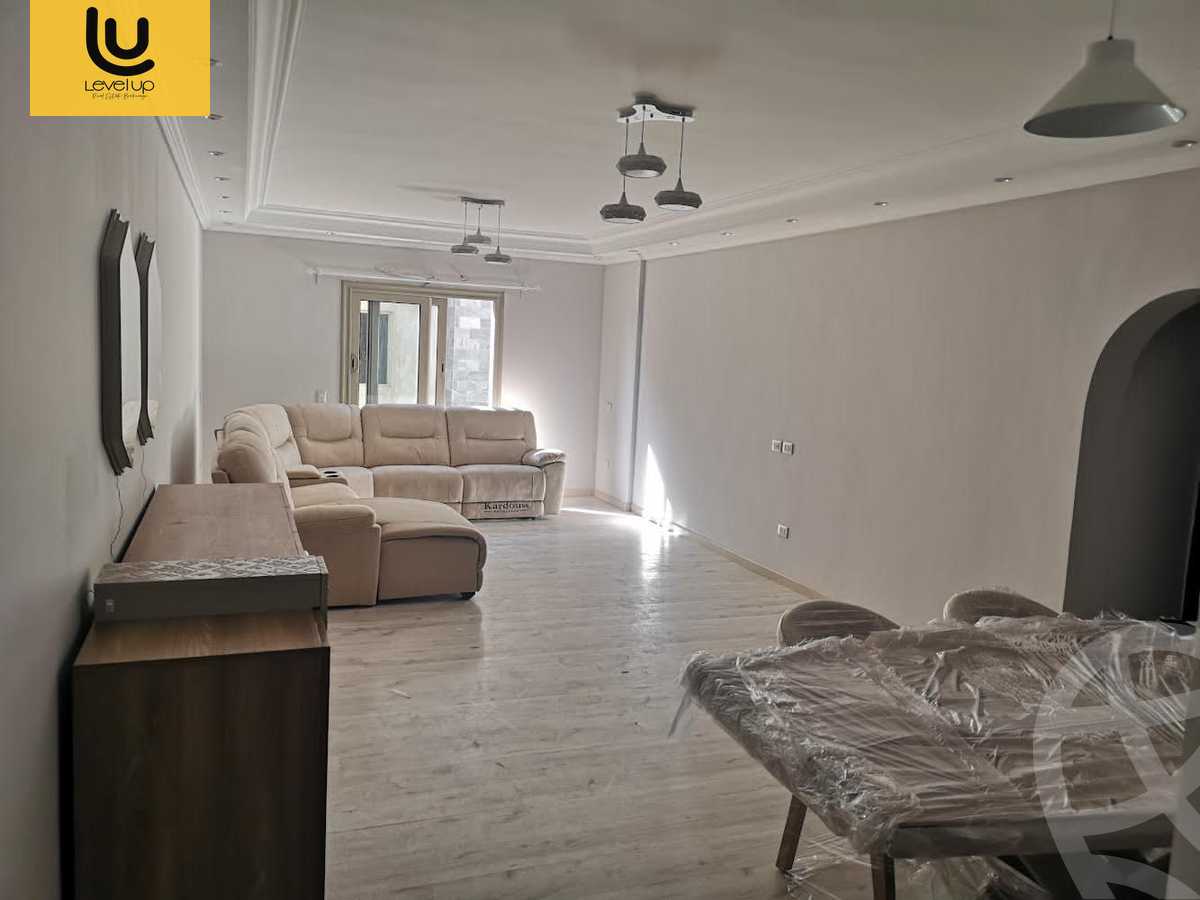 https://aqarmap.com.eg/en/listing/6075501-for-sale-cairo-new-cairo-compounds-moon-valley-2