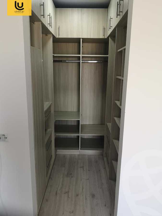 https://aqarmap.com.eg/en/listing/6075501-for-sale-cairo-new-cairo-compounds-moon-valley-2