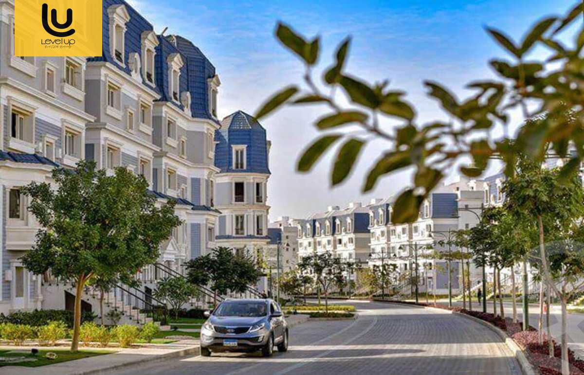 https://aqarmap.com.eg/ar/listing/6088340-for-sale-cairo-new-cairo-compounds-mountain-view-hyde-park