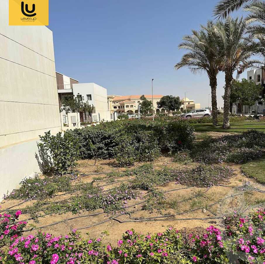 https://aqarmap.com.eg/en/listing/6099102-for-sale-cairo-new-cairo-compounds-hyde-park-greens-hyde-park-compound