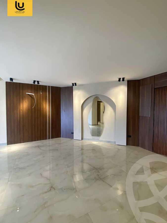 https://aqarmap.com.eg/ar/listing/6099171-for-sale-cairo-new-cairo-compounds-hyde-park-park-corner-hyde-park