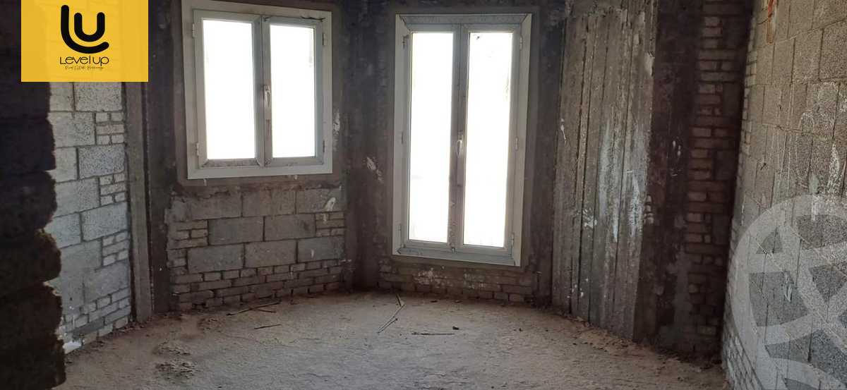 https://aqarmap.com.eg/en/listing/6089323-for-sale-cairo-new-cairo-compounds-mountain-view-hyde-park