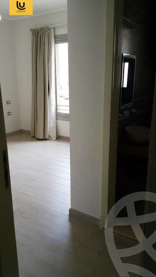 https://aqarmap.com.eg/ar/listing/6103916-for-sale-cairo-new-cairo-compounds-kmbwnd-fyldj-jyt-blm-hylz
