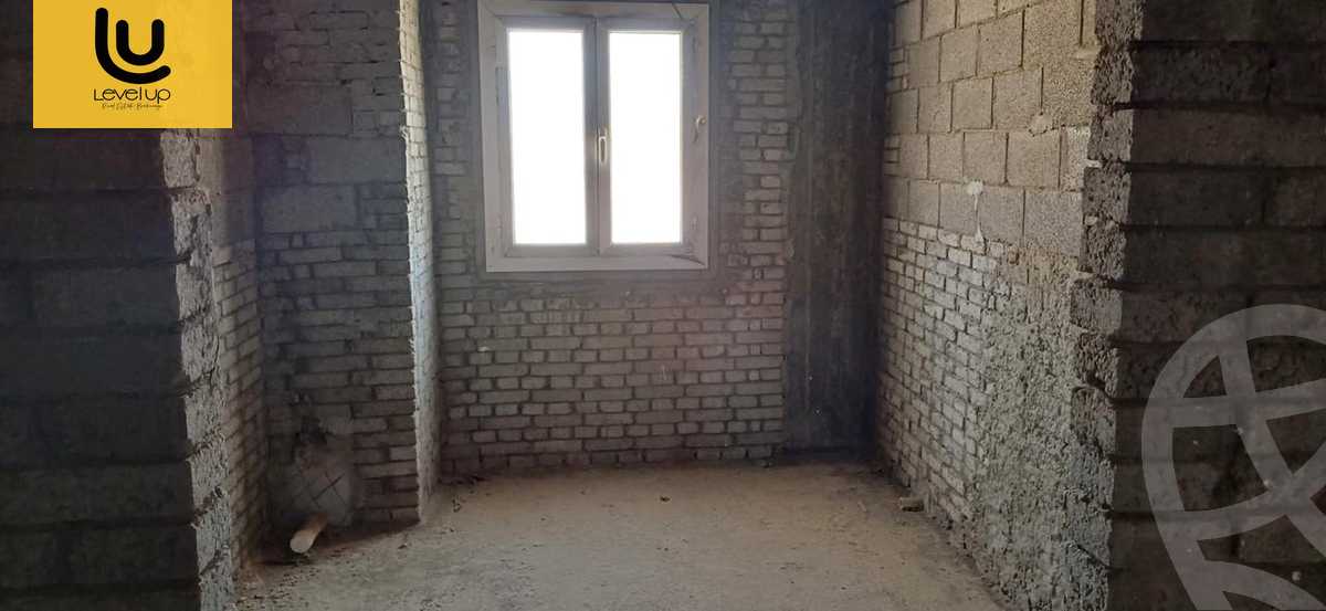 https://aqarmap.com.eg/ar/listing/6104019-for-sale-cairo-new-cairo-compounds-mountain-view-hyde-park