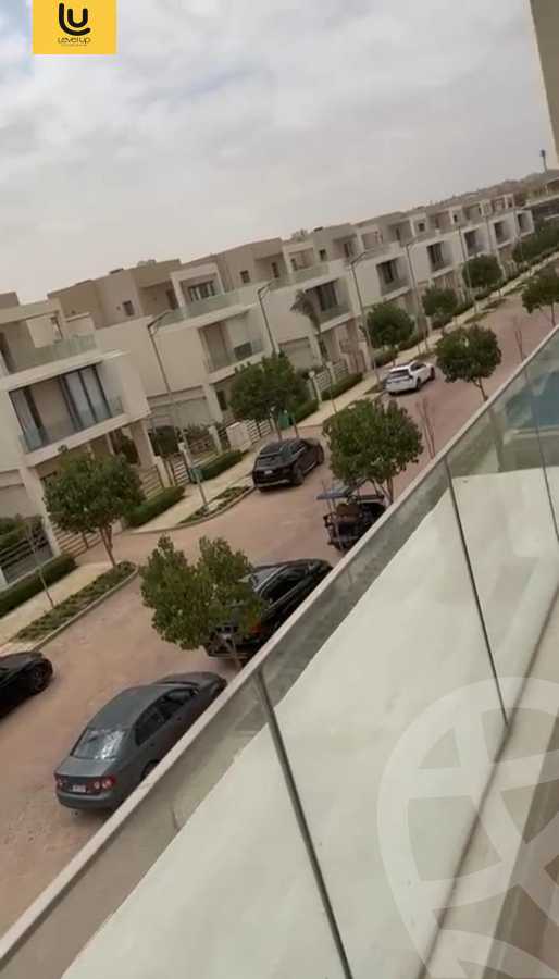 https://aqarmap.com.eg/en/listing/6104286-for-sale-cairo-new-cairo-compounds-fifth-square