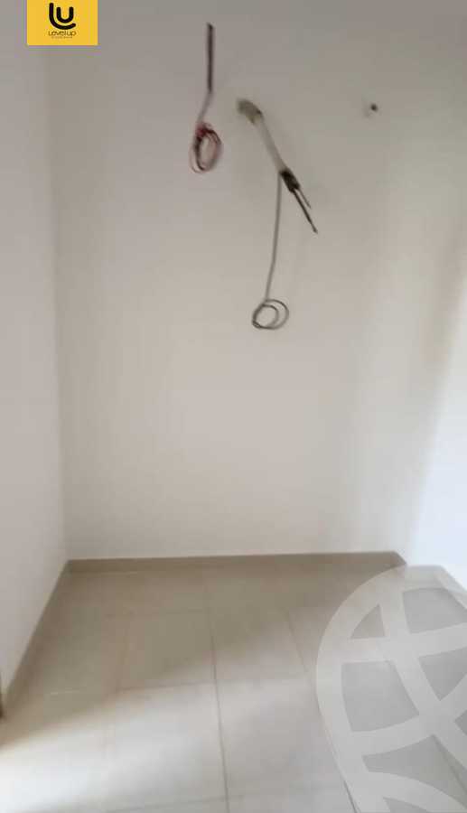 https://aqarmap.com.eg/en/listing/6104286-for-sale-cairo-new-cairo-compounds-fifth-square