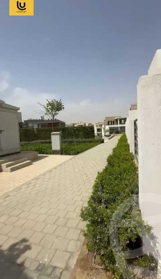 https://aqarmap.com.eg/en/listing/6104286-for-sale-cairo-new-cairo-compounds-fifth-square