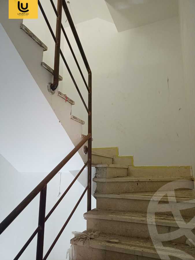https://aqarmap.com.eg/en/listing/6111402-for-sale-cairo-new-administrative-capital-r7-midtown-condo