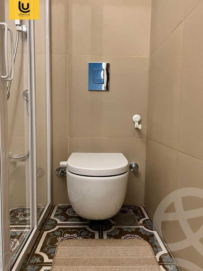 https://aqarmap.com.eg/en/listing/6124247-for-sale-cairo-new-cairo-compounds-mountain-view-hyde-park