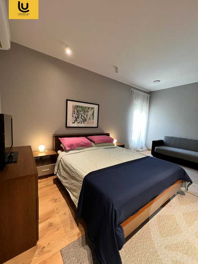 https://aqarmap.com.eg/en/listing/6124247-for-sale-cairo-new-cairo-compounds-mountain-view-hyde-park