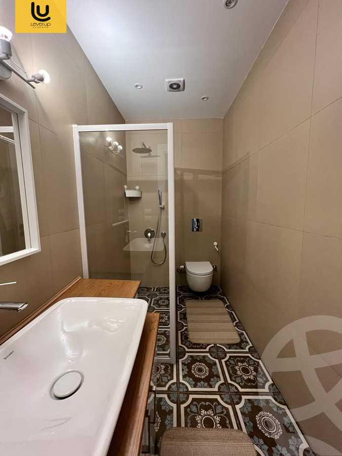 https://aqarmap.com.eg/en/listing/6124247-for-sale-cairo-new-cairo-compounds-mountain-view-hyde-park