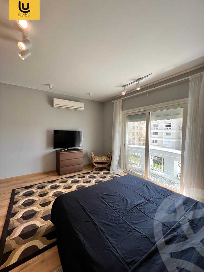 https://aqarmap.com.eg/en/listing/6124247-for-sale-cairo-new-cairo-compounds-mountain-view-hyde-park