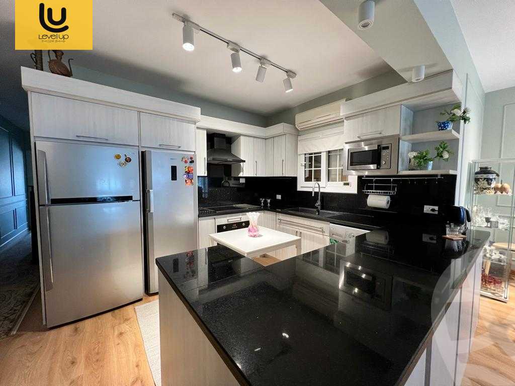 https://aqarmap.com.eg/en/listing/6124247-for-sale-cairo-new-cairo-compounds-mountain-view-hyde-park