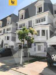https://aqarmap.com.eg/en/listing/6124286-for-sale-cairo-new-cairo-compounds-mountain-view-hyde-park