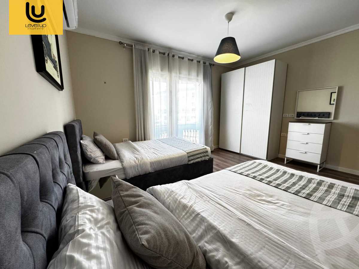 https://aqarmap.com.eg/ar/listing/6132654-for-rent-cairo-new-cairo-compounds-mountain-view-hyde-park