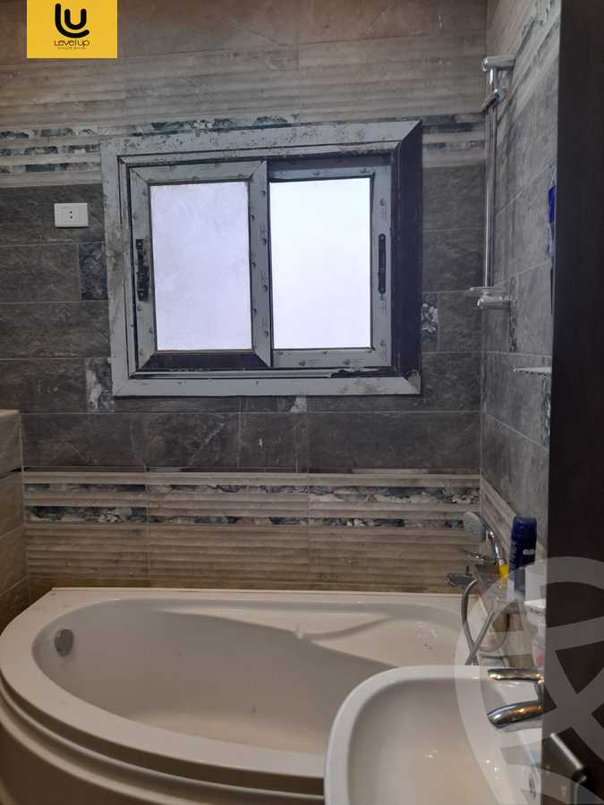https://aqarmap.com.eg/ar/listing/6135082-for-rent-cairo-new-cairo-compounds-hyde-park-cluster-5-hyde-park