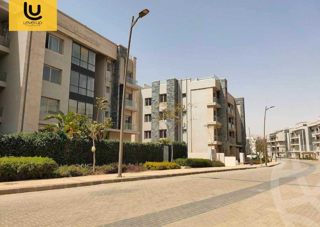 https://aqarmap.com.eg/en/listing/6135263-for-sale-cairo-new-cairo-compounds-galleria-moon-valley