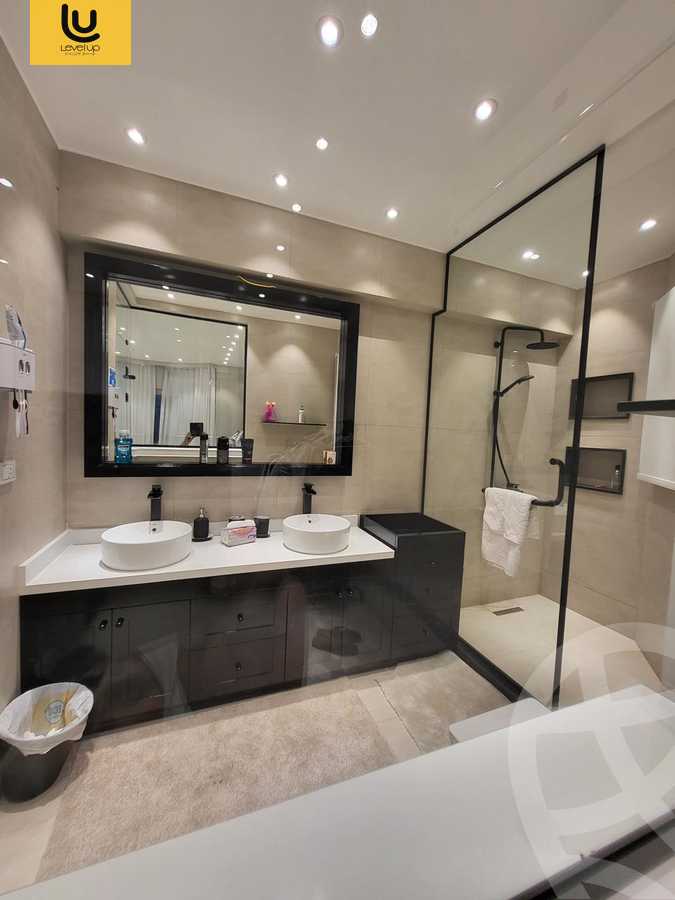https://aqarmap.com.eg/en/listing/6135586-for-sale-cairo-new-cairo-compounds-mountain-view-hyde-park