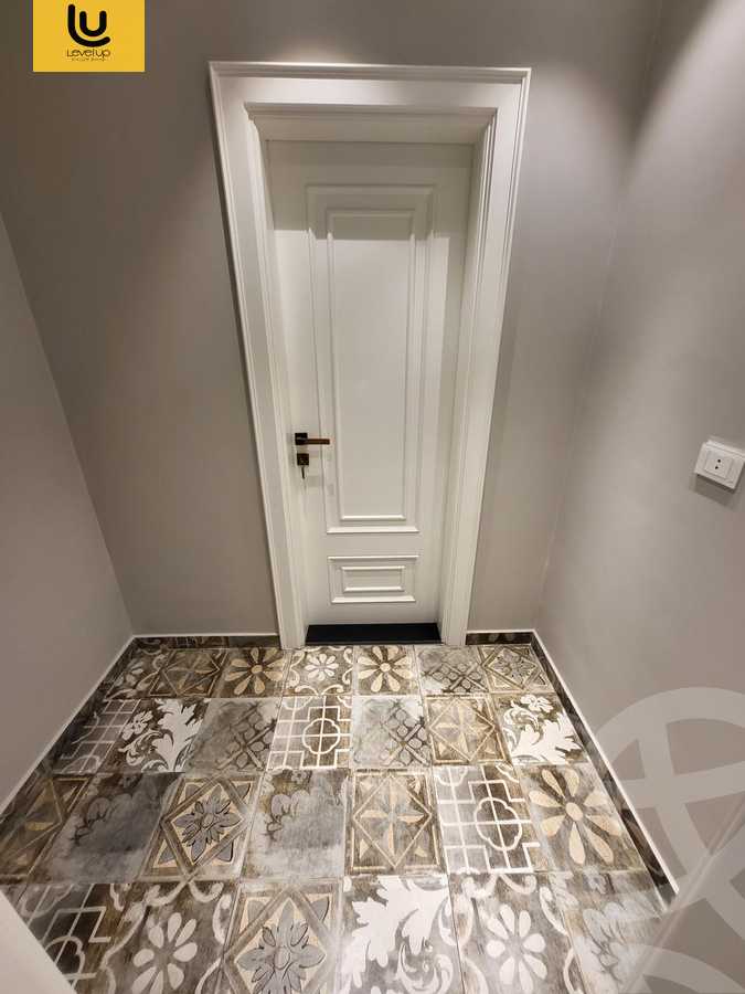 https://aqarmap.com.eg/en/listing/6135586-for-sale-cairo-new-cairo-compounds-mountain-view-hyde-park