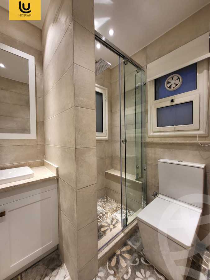 https://aqarmap.com.eg/en/listing/6135586-for-sale-cairo-new-cairo-compounds-mountain-view-hyde-park